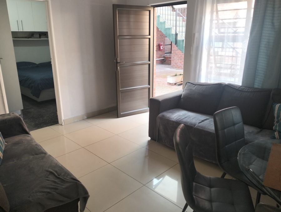2 Bedroom Property for Sale in Wynberg Western Cape